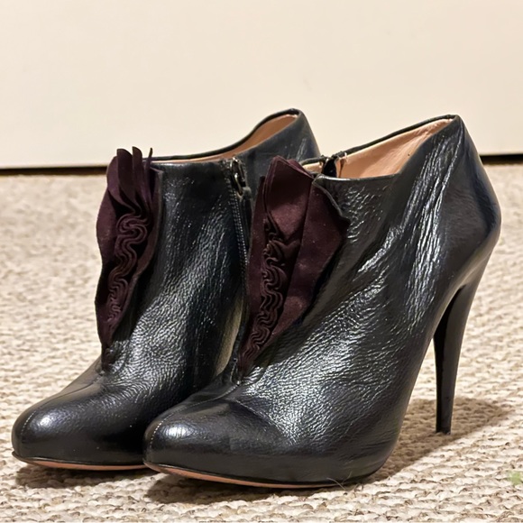 Prada Shoes - Prada Black/Purple Leather & Suede Ruffle Detail Ankle Length Booties Size 7.5